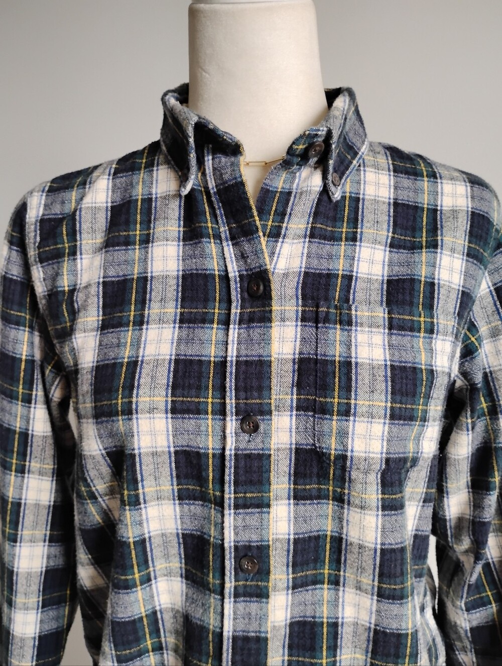 L.L.Bean Relaxed Fit Flannel Button Up Shirt Plaid Blue Green Classic Size S Pet